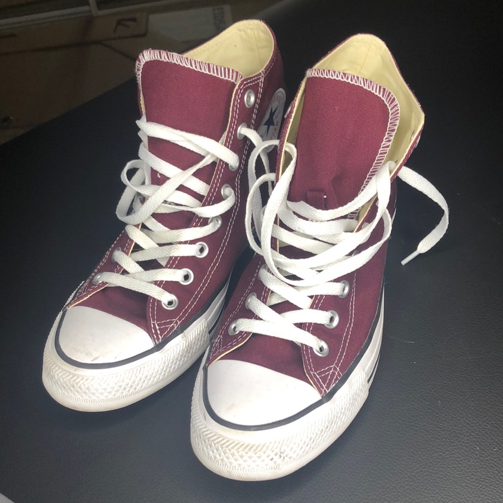 Maroon converse high tops